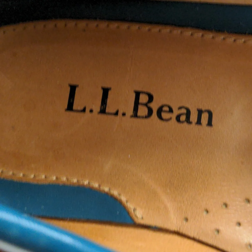 L.L. Bean Turquoise Teal Green Leather Slip On Boat Shoes Moccasins Size… - Picture 6 of 10